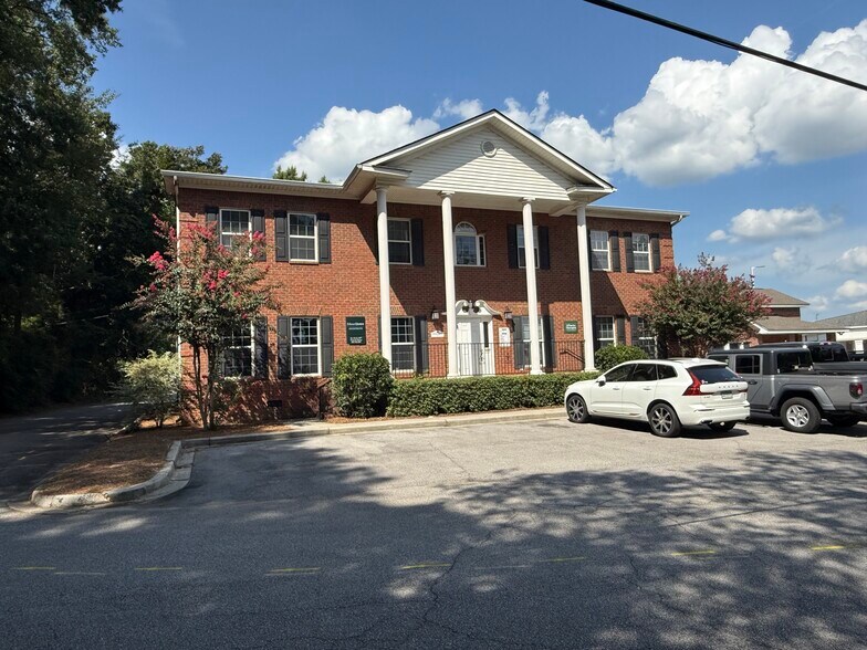 7436 Forest Ct, Irmo, SC à louer - Photo de l’immeuble – Image 2 sur 10