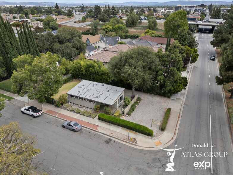 910 N Santa Anita Ave, Arcadia, CA à vendre - Photo de l’immeuble – Image 1 sur 21