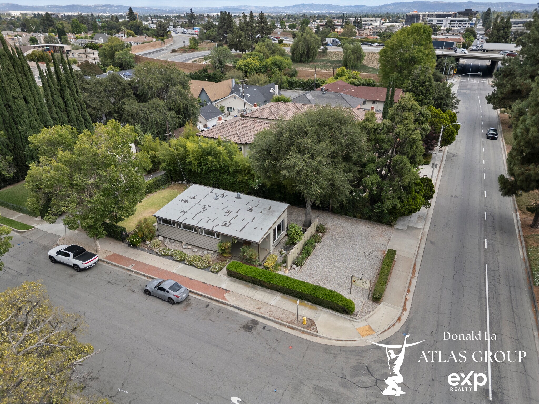 910 N Santa Anita Ave, Arcadia, CA à vendre Photo de l’immeuble– Image 1 sur 22