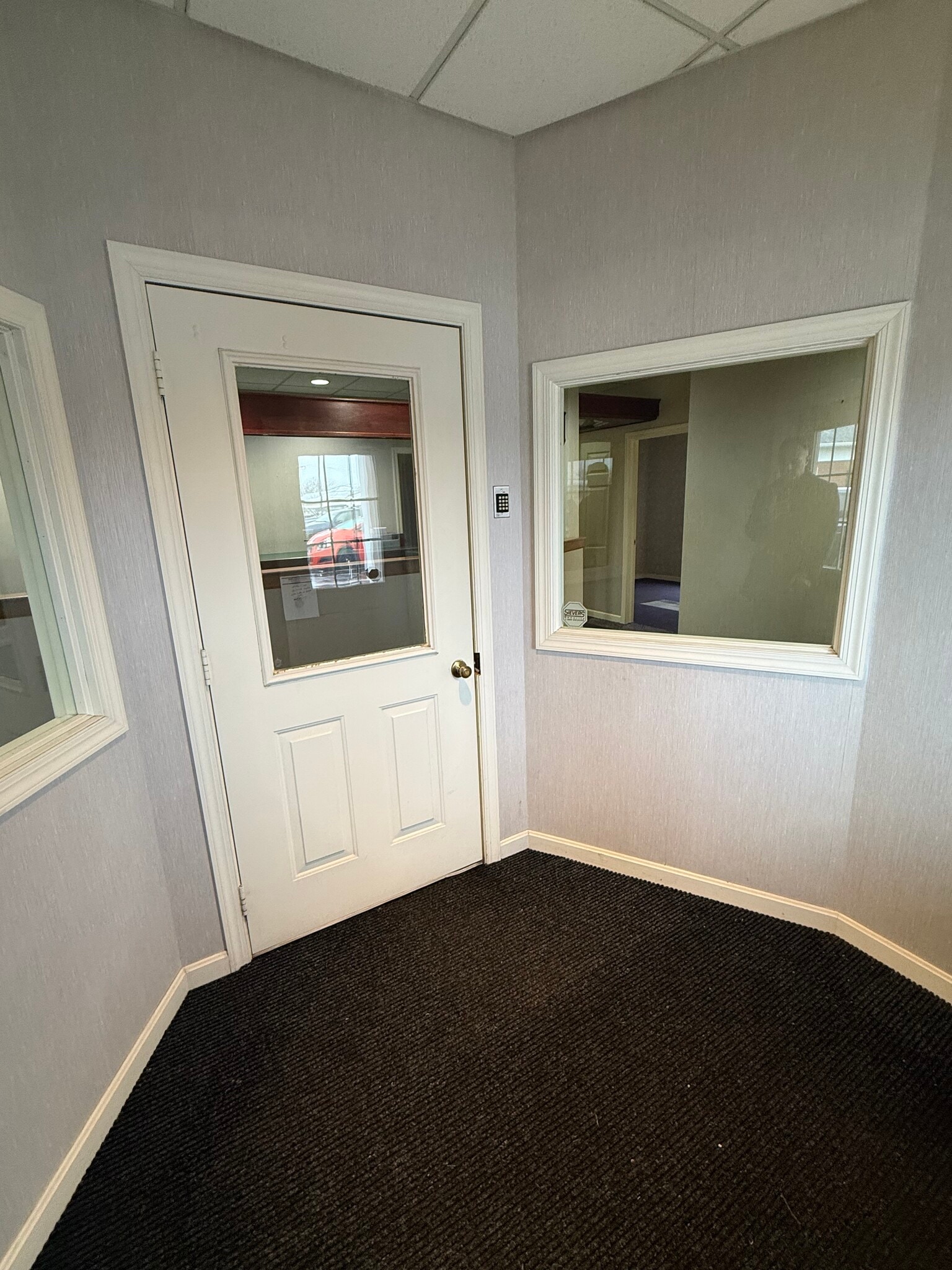 320 Center St, Chardon, OH à louer Photo intérieure– Image 1 sur 14