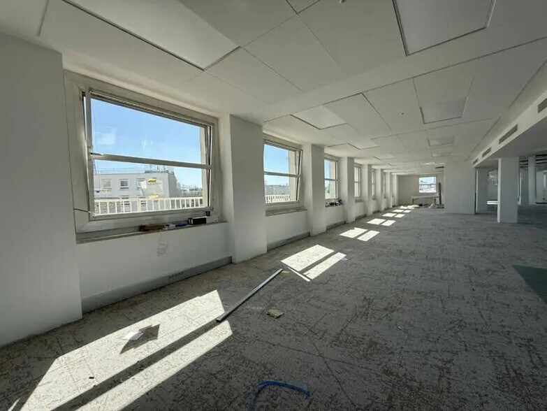 5 Rue François Ier, Paris à louer - Photo de l’immeuble – Image 2 sur 21