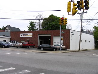 Plus de détails pour 838 Moody St, Waltham, MA - Industriel/Logistique à louer