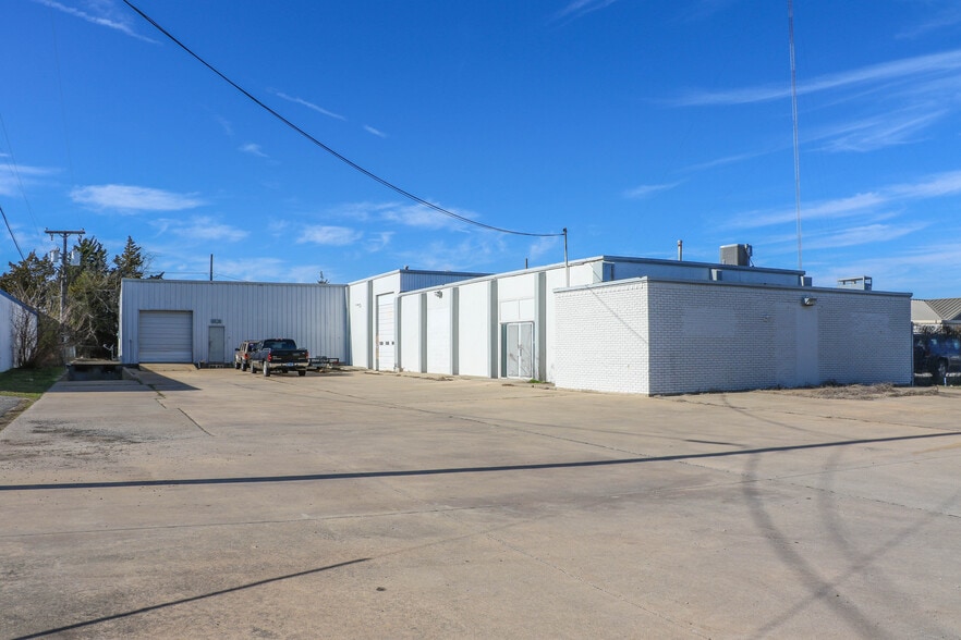 3910 N Frisco Rd, Sherman, TX à louer - Photo de l’immeuble – Image 2 sur 6