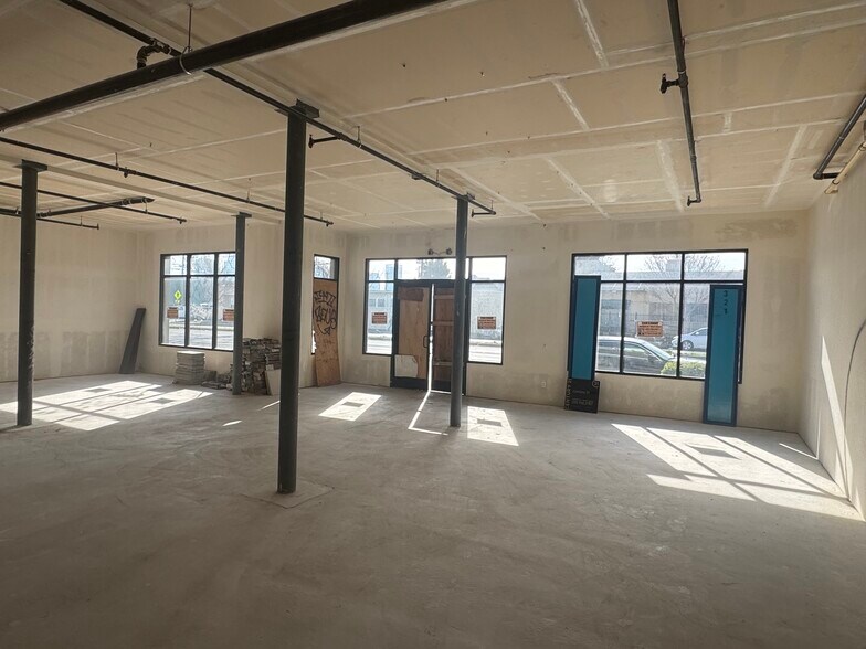 980 W Grand Ave, Oakland, CA à vendre - Photo de l’immeuble – Image 3 sur 6