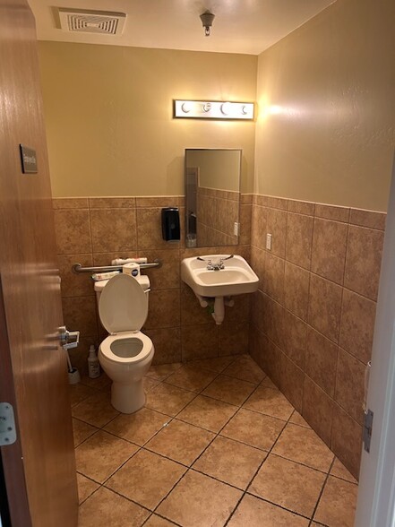 2851 S Avenue B, Yuma, AZ à louer - Photo de l’immeuble – Image 3 sur 18