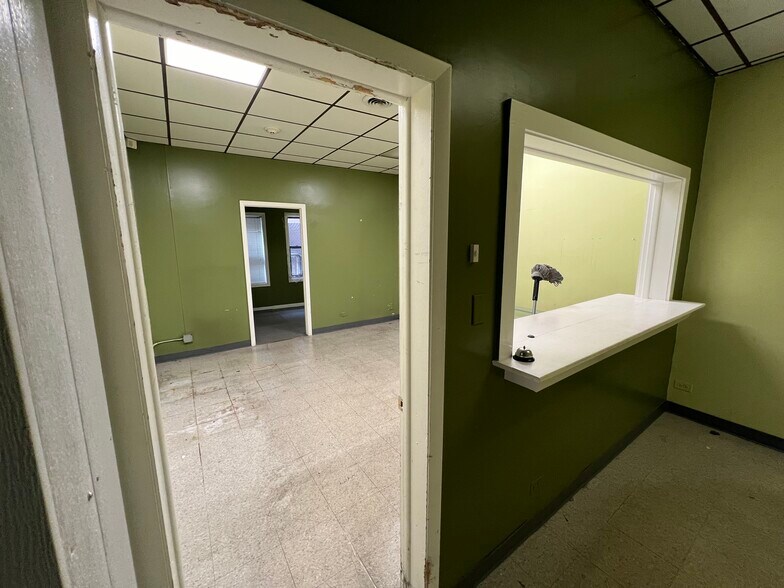 116-118 S York St, Elmhurst, IL à louer - Photo de l’immeuble – Image 3 sur 7