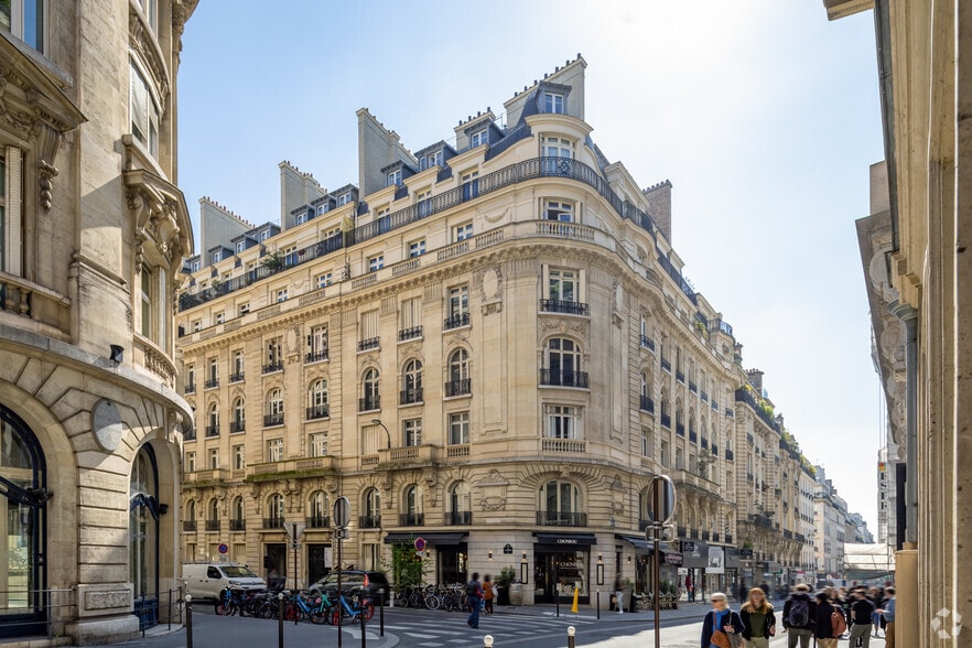 5 Rue Jules Lefebvre, Paris à louer - Photo principale – Image 1 sur 5