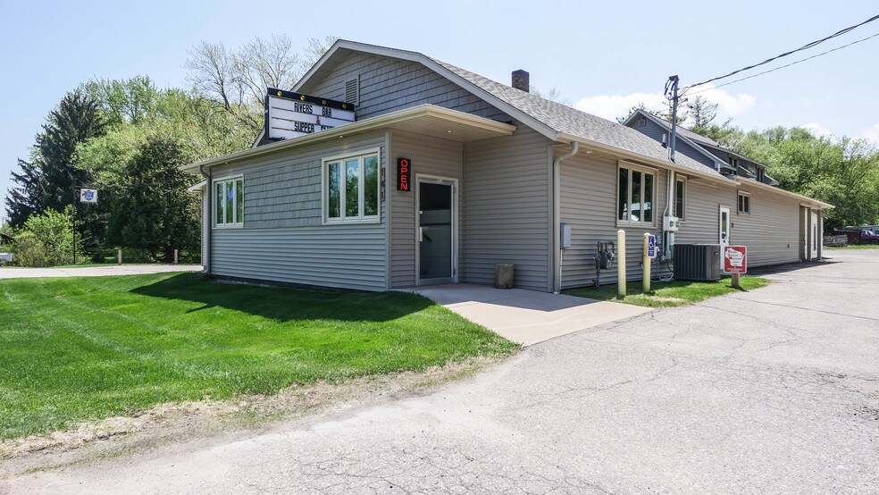 141 County Road Kk, Amherst, WI à louer - Autre – Image 1 sur 36