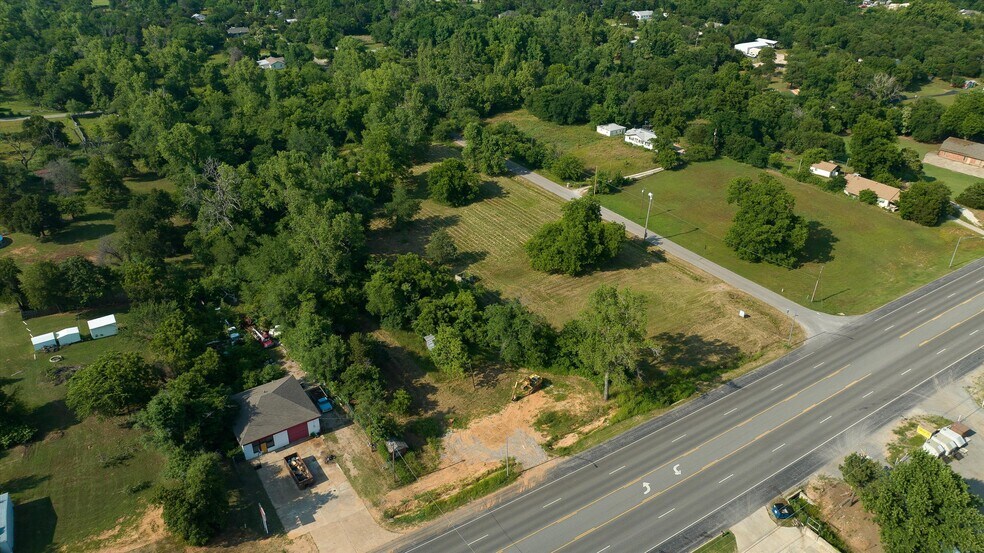 13311 NE 23rd St, Choctaw, OK à vendre - Photo de l’immeuble – Image 2 sur 4