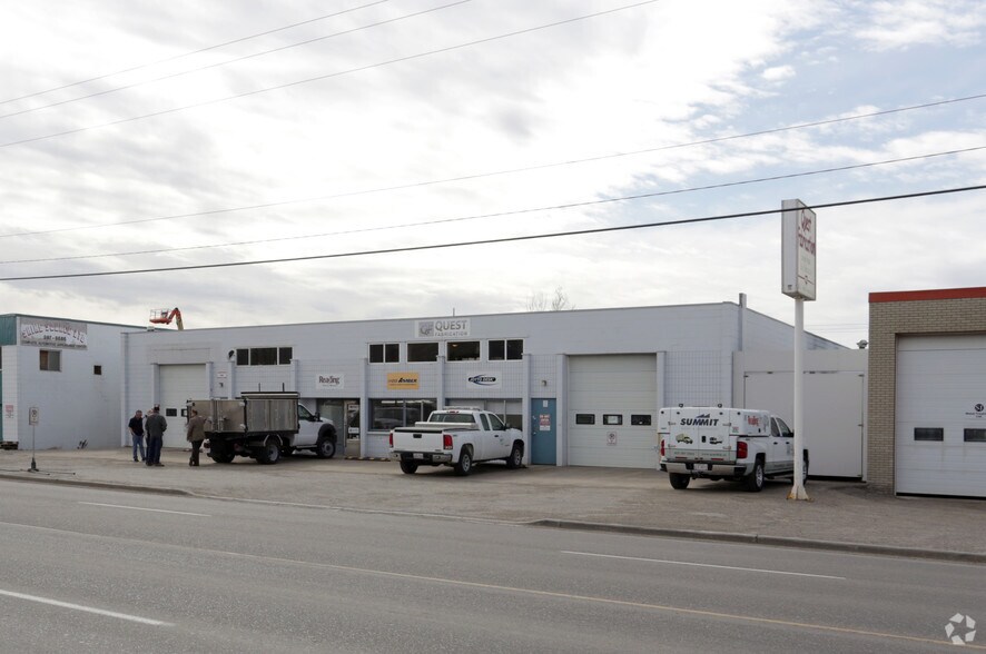 923 40 Av SE, Calgary, AB à louer - Photo de l’immeuble – Image 3 sur 8