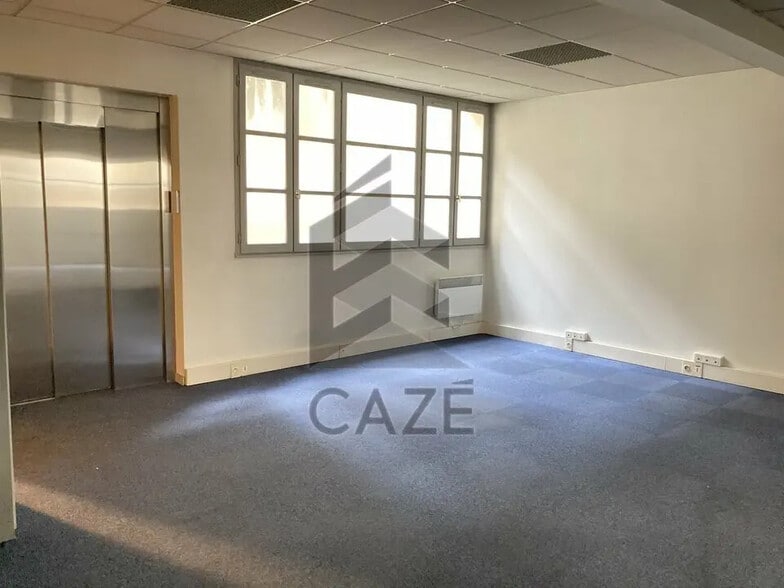 Bureau dans Bordeaux à louer - Photo intérieure – Image 2 sur 4