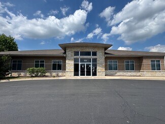 Plus de détails pour 82 Miller Dr, North Aurora, IL - Bureau/Médical à louer