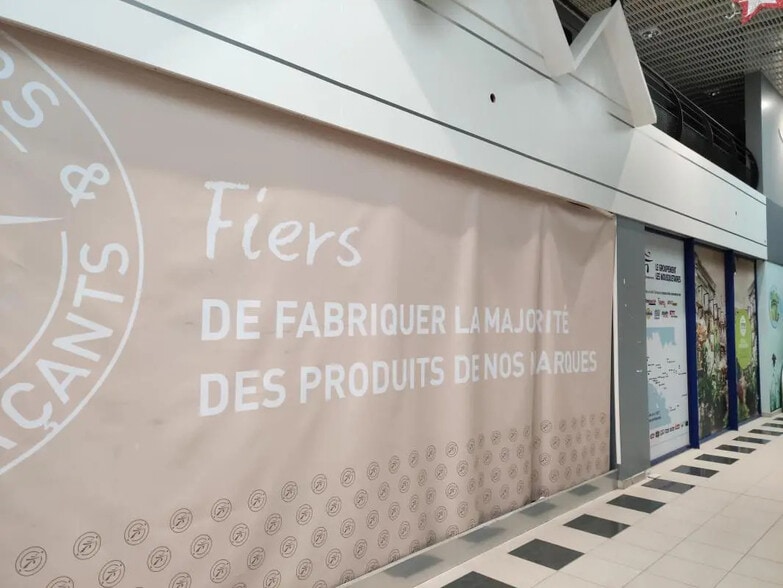 Local commercial dans Ploeren à louer - Hall d’entrée – Image 2 sur 3