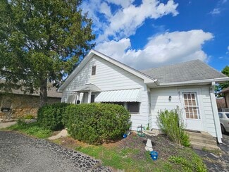 Plus de détails pour 4441 N Franklin Rd, Lawrence, IN - Bureau à vendre
