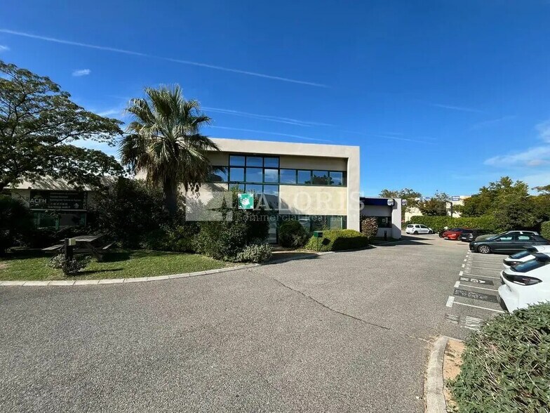 Bureau dans Les Pennes-Mirabeau à vendre - Photo de l’immeuble – Image 2 sur 14