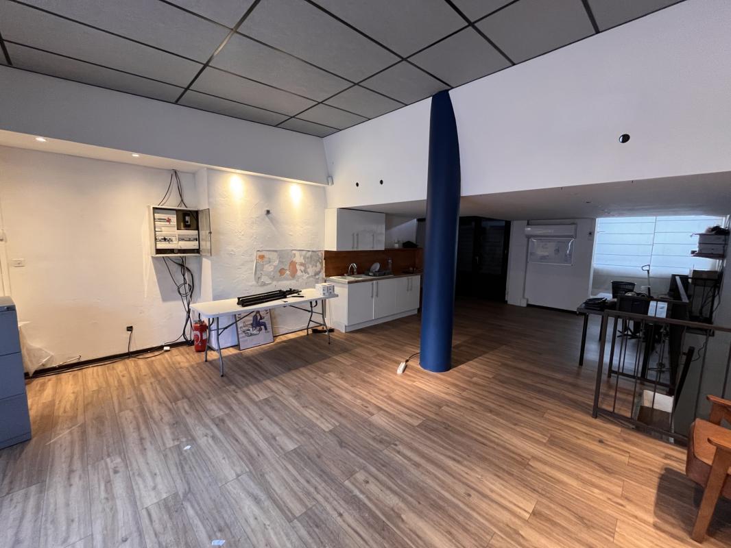 Local commercial dans Toulon à vendre Photo intérieure– Image 1 sur 10