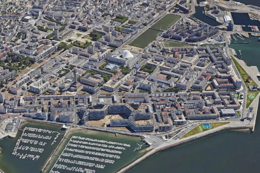 Local commercial dans Le Havre à louer - Photo de l’immeuble – Image 1 sur 3