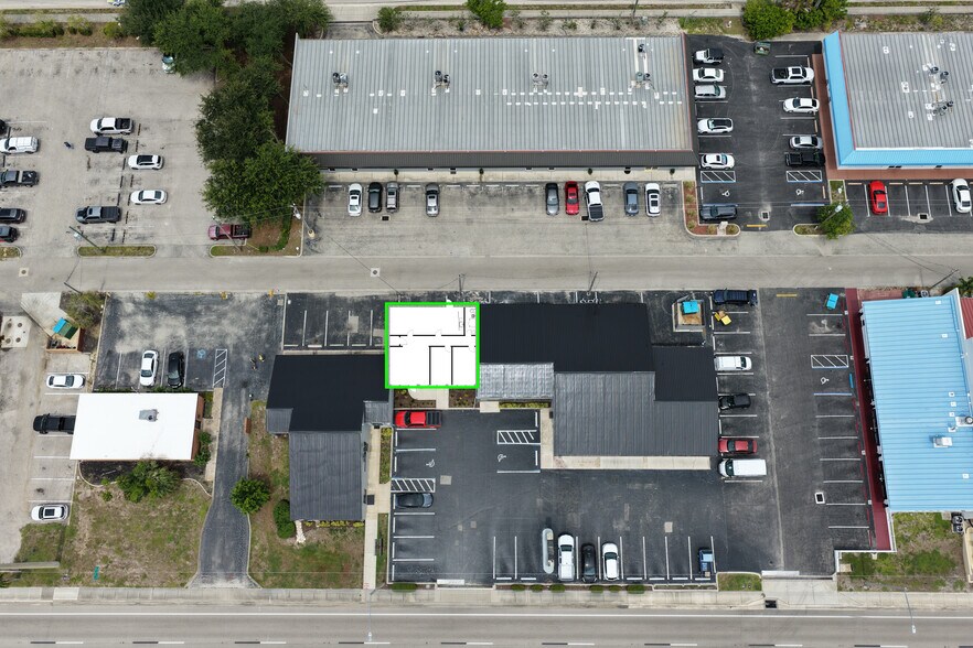 3108 Del Prado Blvd S, Cape Coral, FL à louer - Photo de l’immeuble – Image 2 sur 4