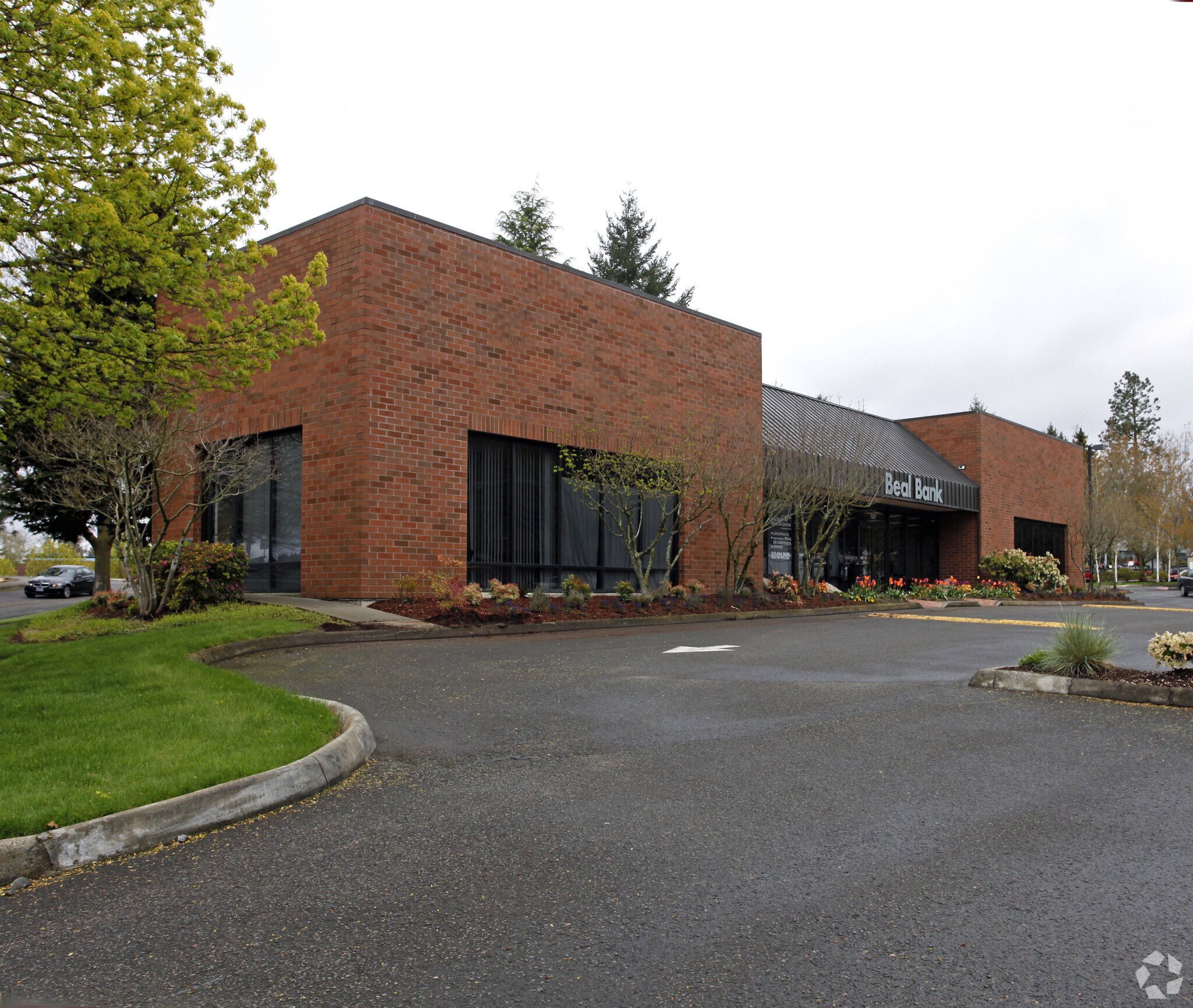 10500 SW Greenburg Rd, Tigard, OR à louer Photo principale– Image 1 sur 3