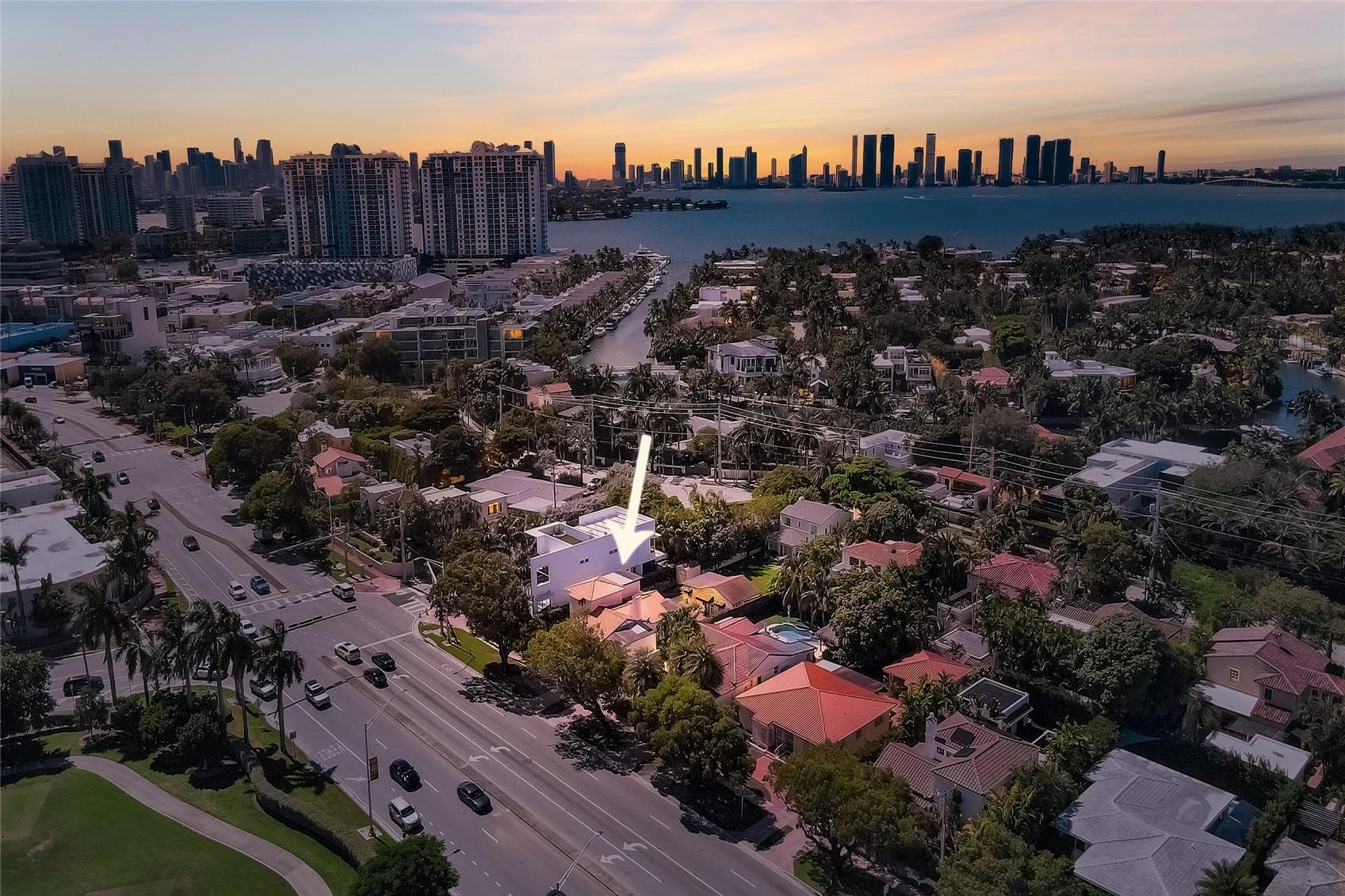 2024 Alton Rd, Miami Beach, FL à vendre Photo de l’immeuble– Image 1 sur 55