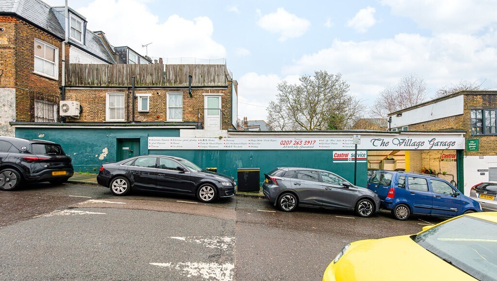 46 Cressida Rd, Londres à louer Photo principale– Image 1 sur 12
