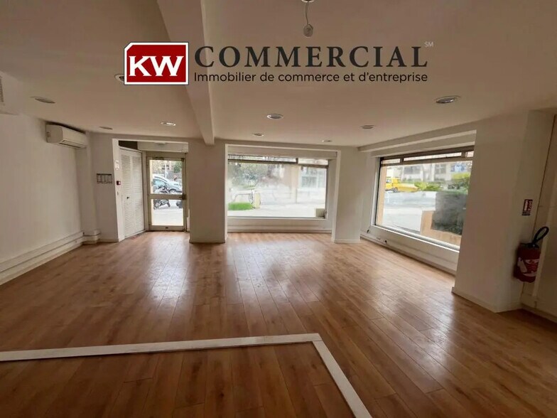 Local commercial dans Nice à louer - Photo de l’immeuble – Image 3 sur 5