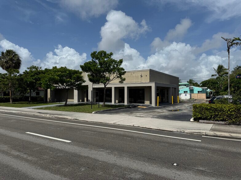 1722 N Federal Hwy, Hollywood, FL à louer - Photo de l’immeuble – Image 2 sur 19