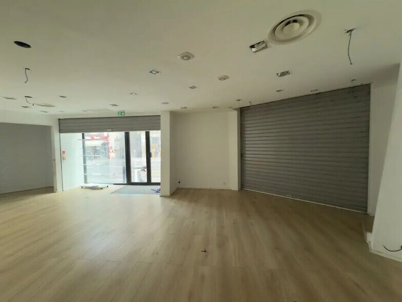 Local commercial dans Paris à louer - Photo intérieure – Image 2 sur 7