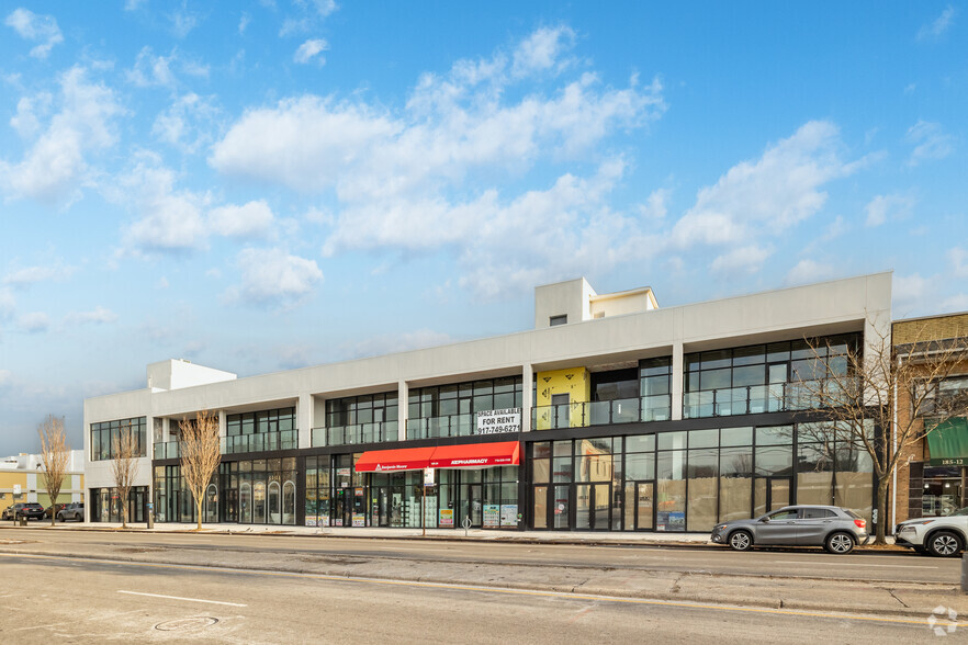 18610 Union Tpke, Fresh Meadows, NY à louer - Photo de l’immeuble – Image 2 sur 7