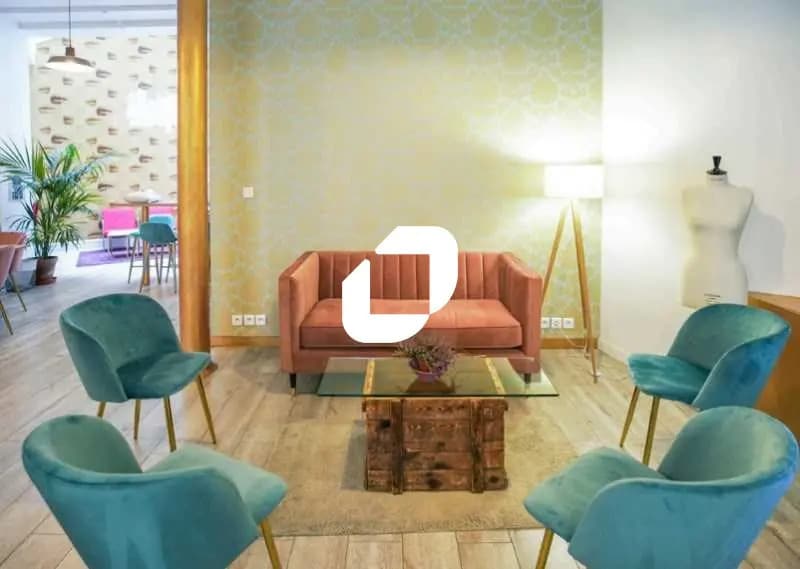 12 Rue Des Fontaines Du Temple, Paris à louer Photo de l’immeuble– Image 1 sur 8