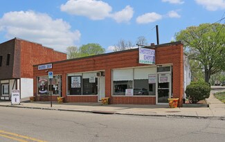 Plus de détails pour 8000-8004 Blue Ash Rd, Cincinnati, OH - Local commercial à vendre