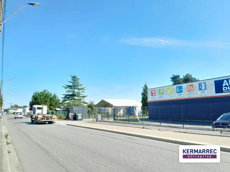Local d'activités dans Rennes à vendre - Photo de l’immeuble – Image 2 sur 4