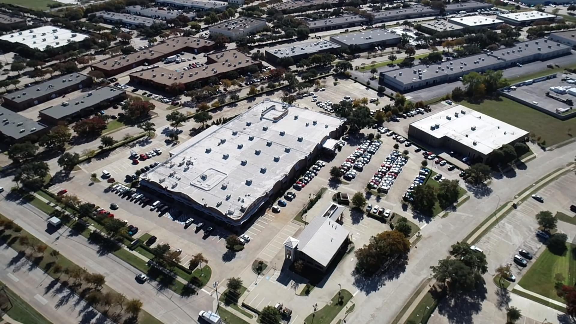 930 E Campbell Rd, Richardson, TX à louer Photo principale– Image 1 sur 5