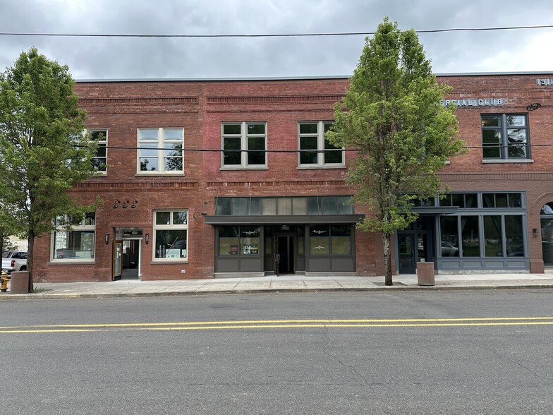 300-304 Ferry St, Dayton, OR à louer - Photo de l’immeuble – Image 2 sur 3