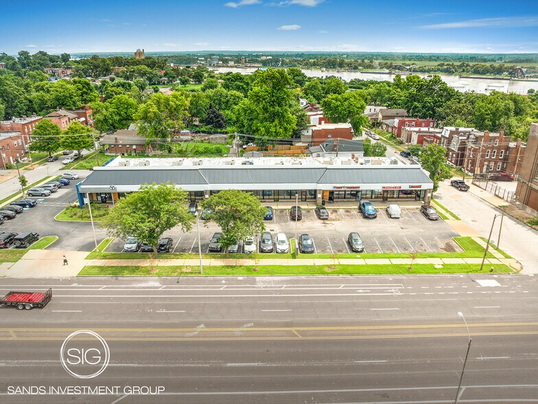 3934-3956 S Broadway, Saint Louis, MO à vendre - Photo de l’immeuble – Image 1 sur 5