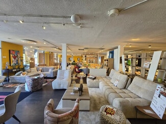 Plus de détails pour Local commercial à louer