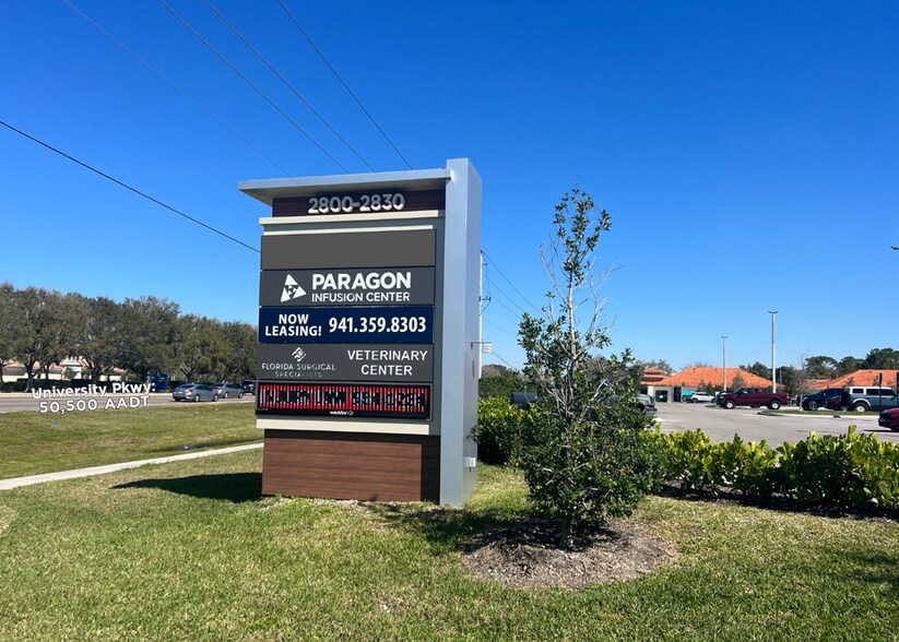 2800 University Pky, Sarasota, FL à louer - Photo de l’immeuble – Image 3 sur 3