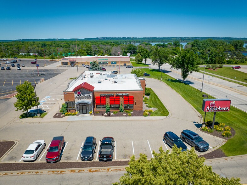 156 Tyler Rd N, Red Wing, MN à vendre - Photo de l’immeuble – Image 2 sur 5