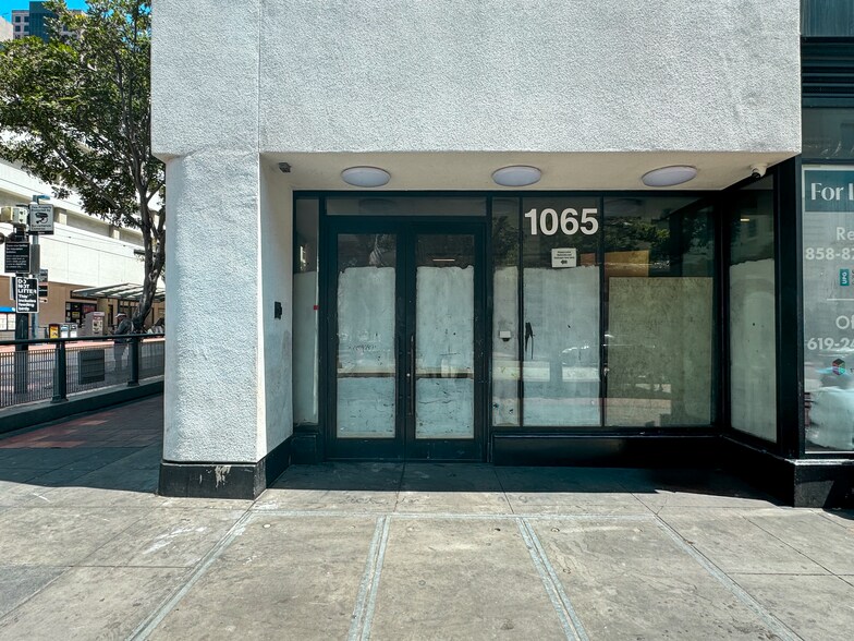 1065 5th Ave, San Diego, CA à louer - Photo de l’immeuble – Image 3 sur 5