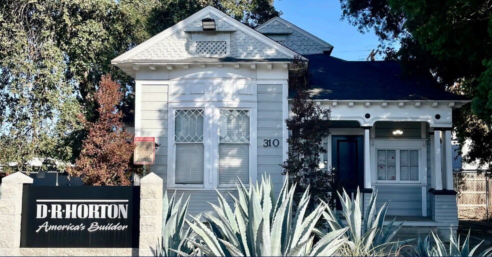 310 W Murray Ave, Visalia, CA à vendre - Photo de l’immeuble – Image 1 sur 1