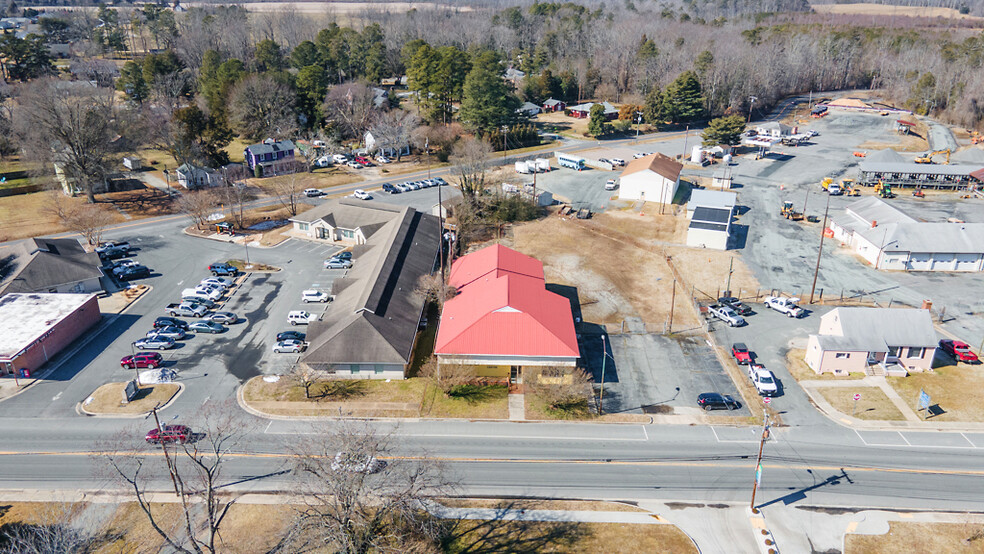 493 Main St, Warsaw, VA à louer - Photo principale – Image 1 sur 46