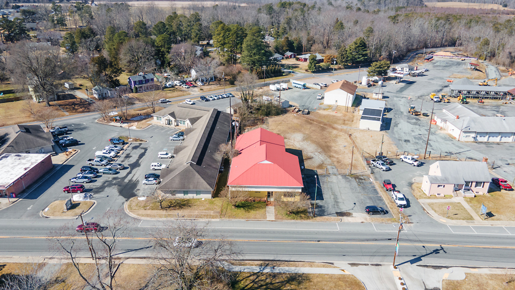 493 Main St, Warsaw, VA à louer Photo principale– Image 1 sur 47