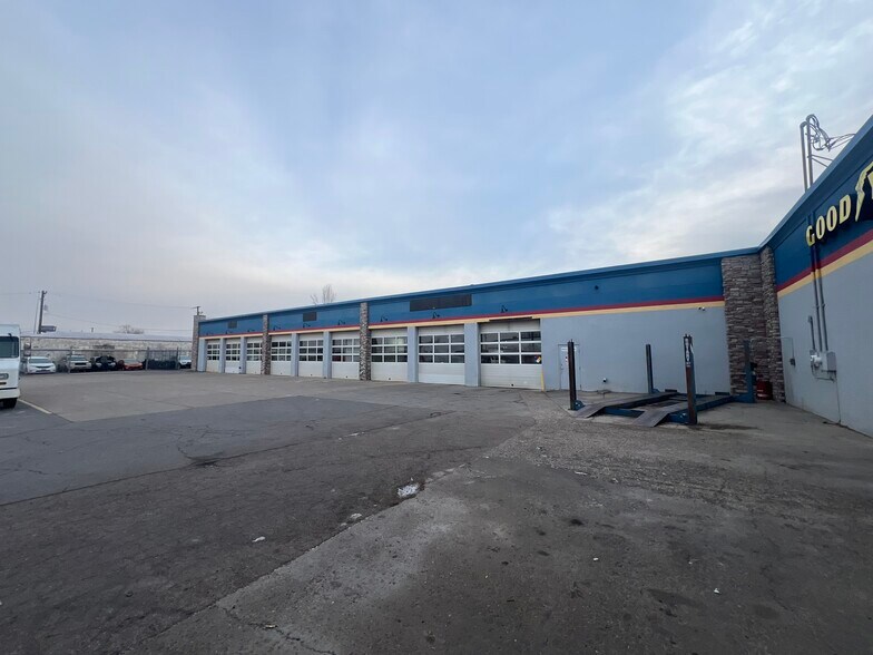 2627 S 300 W, Salt Lake City, UT à louer - Photo de l’immeuble – Image 2 sur 7