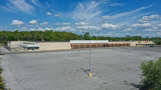 Plus de détails pour 3711-3753 E Silver Springs Blvd NE, Ocala, FL - Local commercial à vendre