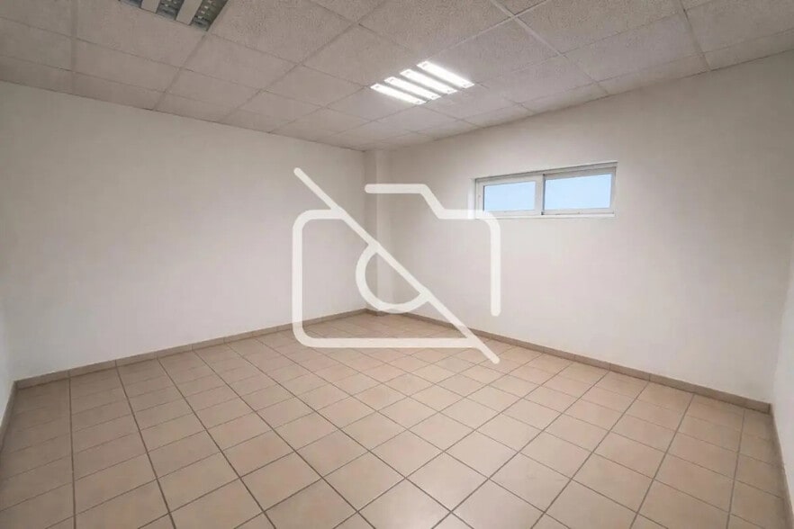 Industriel/Logistique dans Champlan à louer - Photo intérieure – Image 2 sur 3