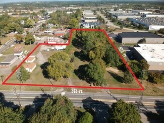 Plus de détails pour Auburn Rd, Rochester Hills, MI - Terrain à vendre