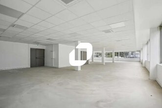 Bureau dans Courbevoie à louer Photo intérieure– Image 1 sur 10