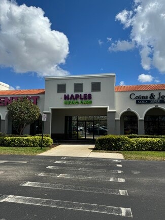 Plus de détails pour 1575 Pine Ridge Rd, Naples, FL - Local commercial à vendre