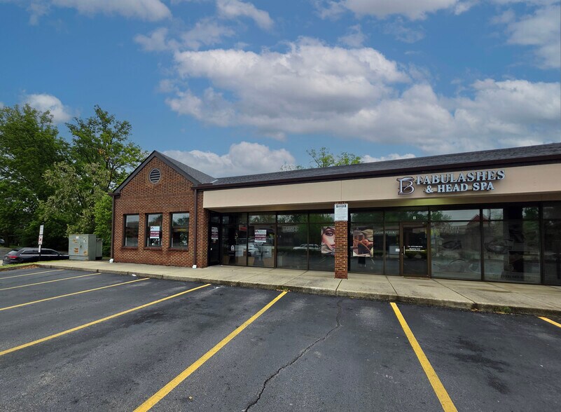 9708 Kenwood Rd, Blue Ash, OH à louer - Photo de l’immeuble – Image 3 sur 4