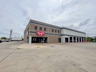 Plus de détails pour 3940 N Panam Expy, San Antonio, TX - Industriel/Logistique à louer